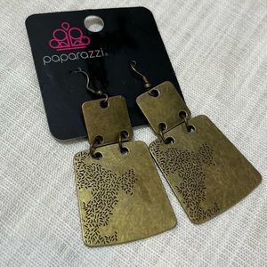 Paparazzi Gold/Bronze Dangling Earrings
